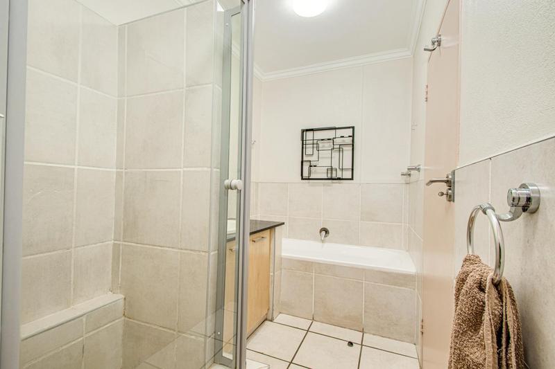 2 Bedroom Property for Sale in Sandton Gauteng