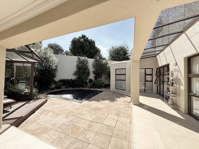 3 Bedroom Property for Sale in Bryanston Gauteng