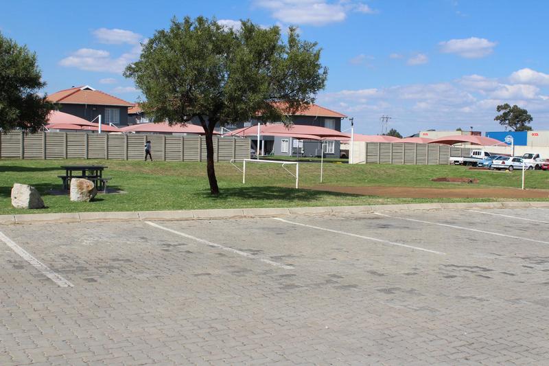 To Let 1 Bedroom Property for Rent in Comet Gauteng
