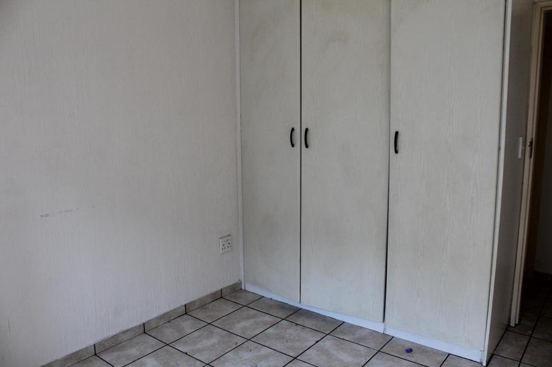 To Let 1 Bedroom Property for Rent in Comet Gauteng