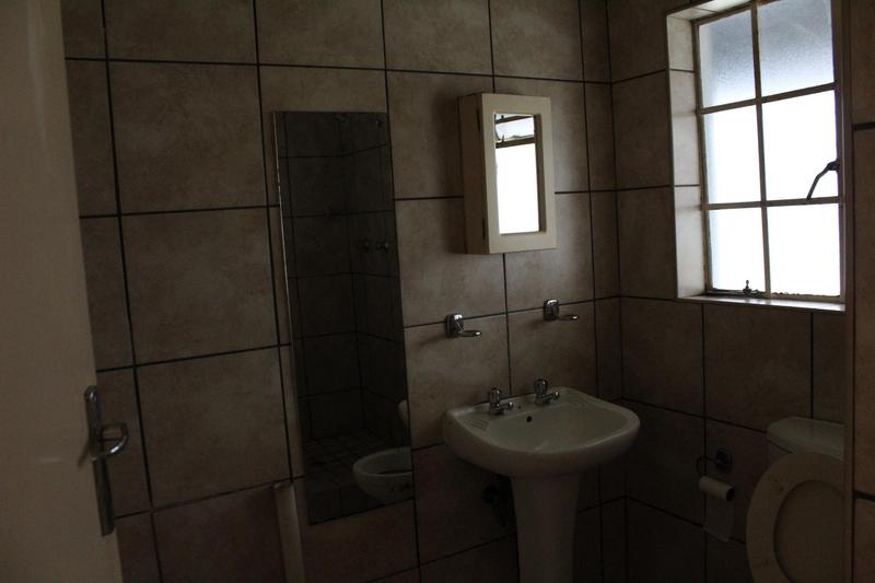 To Let 1 Bedroom Property for Rent in Comet Gauteng