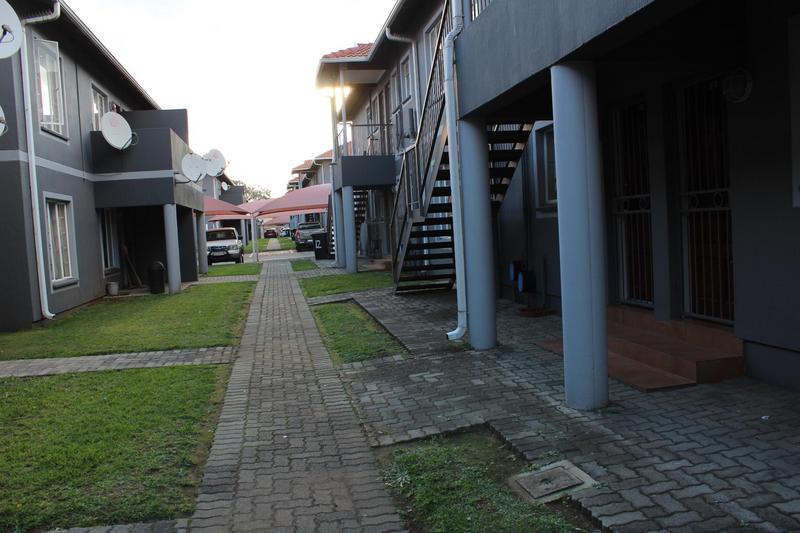To Let 1 Bedroom Property for Rent in Comet Gauteng