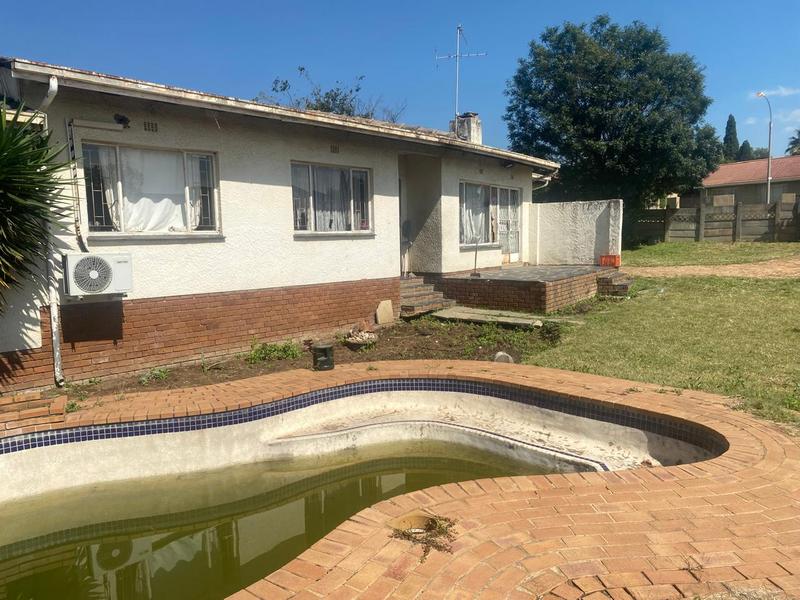 3 Bedroom Property for Sale in Birch Acres Gauteng