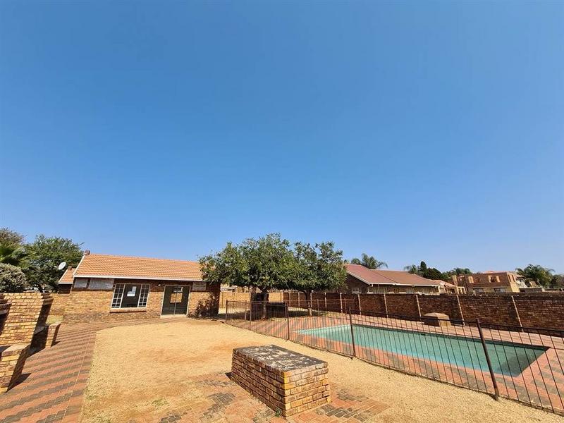 2 Bedroom Property for Sale in Clarina Gauteng