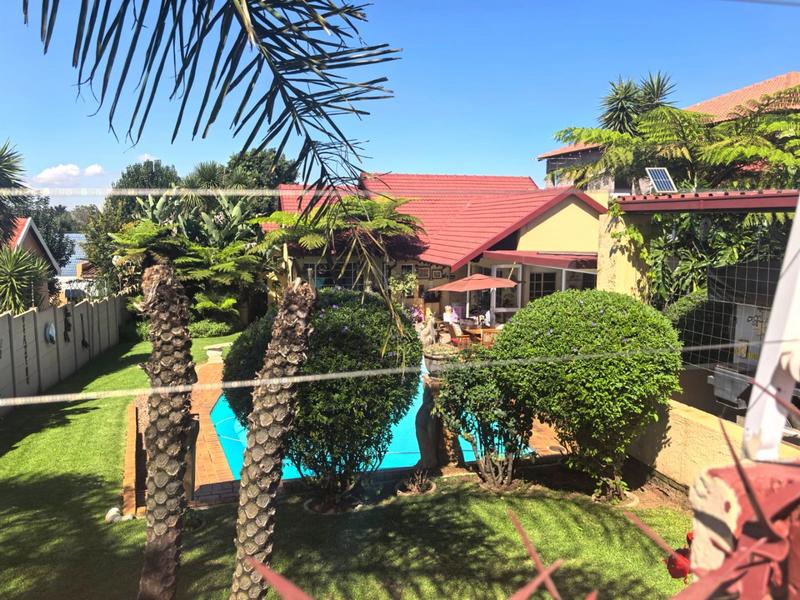3 Bedroom Property for Sale in Lindhaven Gauteng