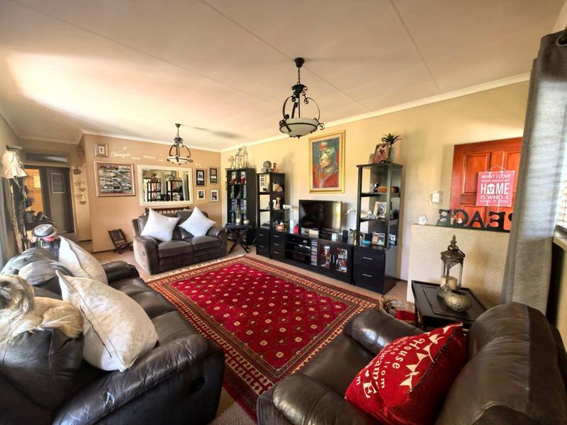 3 Bedroom Property for Sale in Lindhaven Gauteng