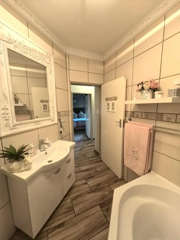 3 Bedroom Property for Sale in Lindhaven Gauteng