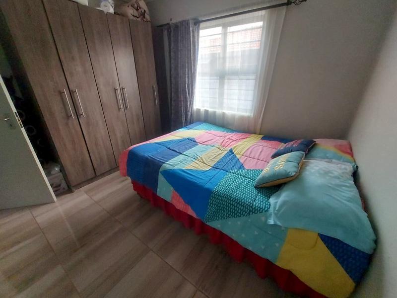 2 Bedroom Property for Sale in Protea Glen Gauteng