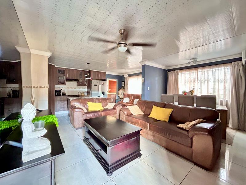 4 Bedroom Property for Sale in Amandasig Gauteng
