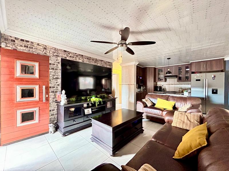 4 Bedroom Property for Sale in Amandasig Gauteng