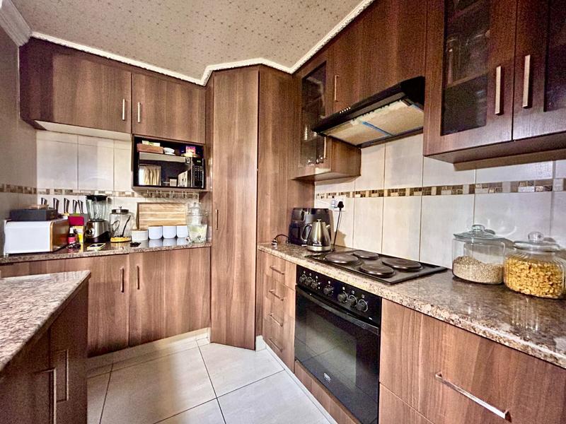 4 Bedroom Property for Sale in Amandasig Gauteng