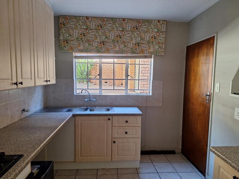 To Let 2 Bedroom Property for Rent in Lynnwood Manor Gauteng