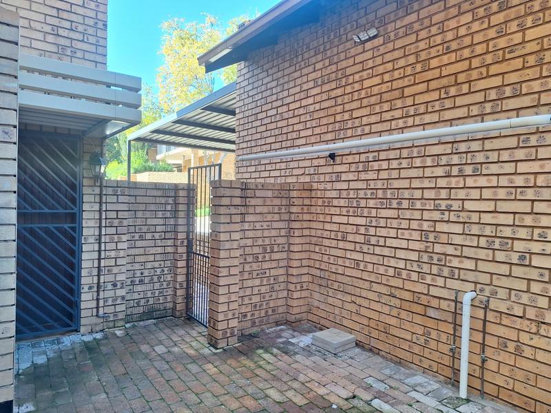 To Let 2 Bedroom Property for Rent in Lynnwood Manor Gauteng
