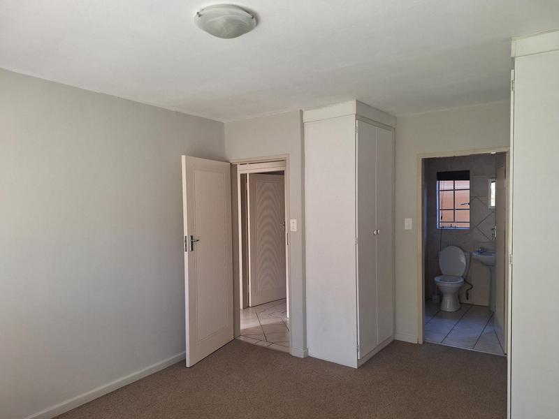 To Let 2 Bedroom Property for Rent in Lynnwood Manor Gauteng