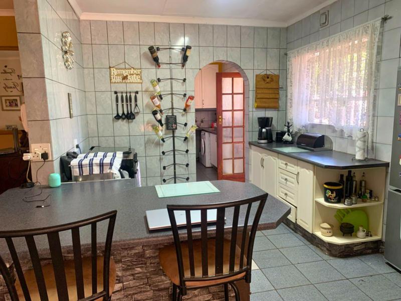 3 Bedroom Property for Sale in Birchleigh North Gauteng