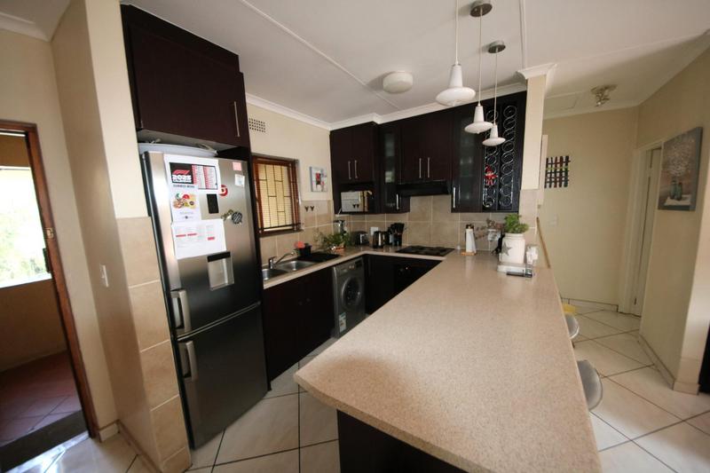 To Let 2 Bedroom Property for Rent in Paulshof Gauteng