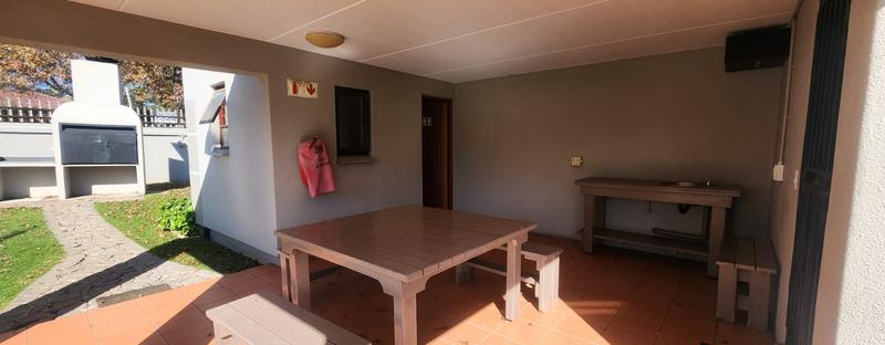 2 Bedroom Property for Sale in Bedfordview Gauteng