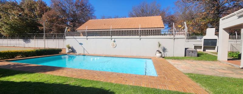 2 Bedroom Property for Sale in Bedfordview Gauteng