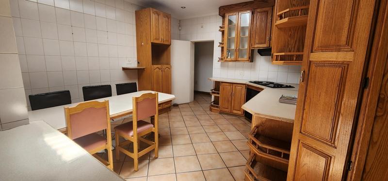 4 Bedroom Property for Sale in Klippoortje Gauteng