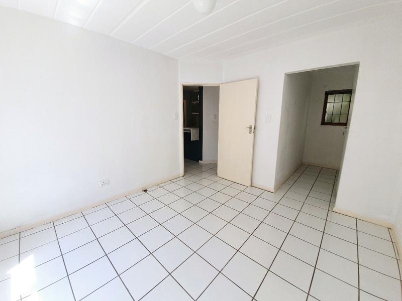 To Let 1 Bedroom Property for Rent in Morningside Gauteng