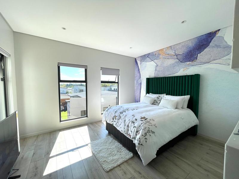 To Let 3 Bedroom Property for Rent in Crowthorne Gauteng