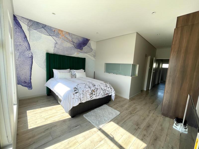 To Let 3 Bedroom Property for Rent in Crowthorne Gauteng
