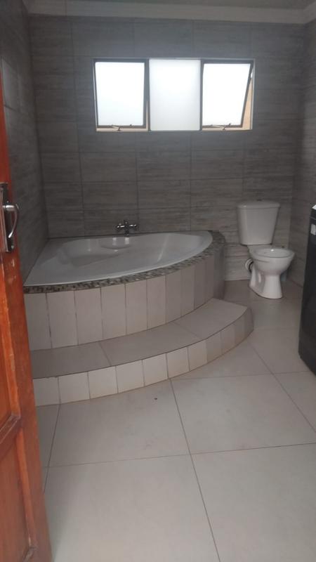 2 Bedroom Property for Sale in Dobsonville Gauteng