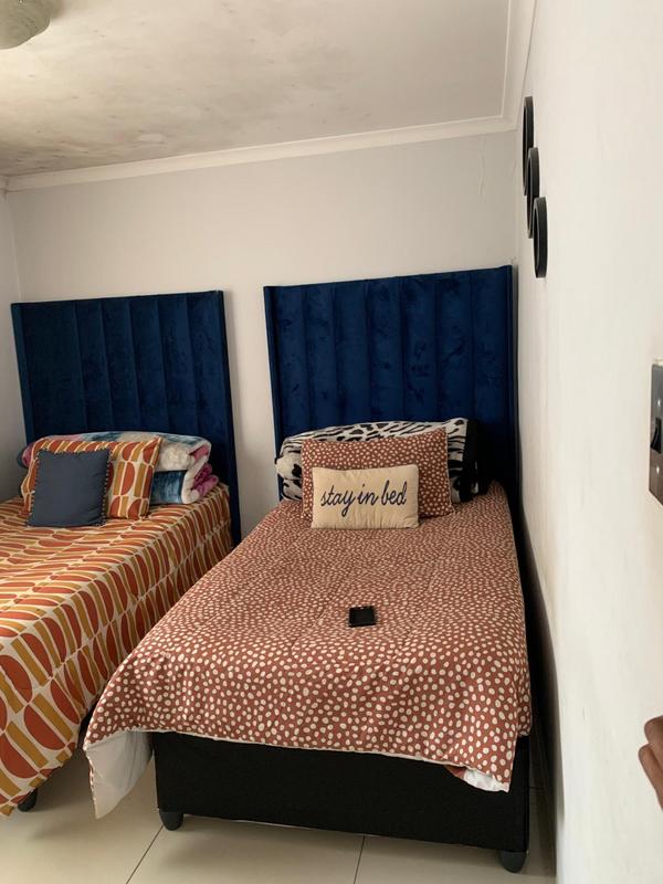 2 Bedroom Property for Sale in Dobsonville Gauteng