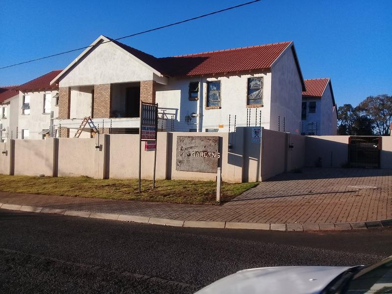 To Let 3 Bedroom Property for Rent in Groblerpark Gauteng