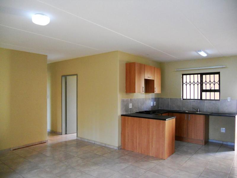 To Let 3 Bedroom Property for Rent in Groblerpark Gauteng