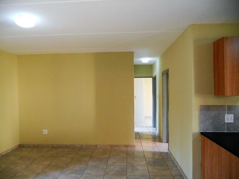 To Let 3 Bedroom Property for Rent in Groblerpark Gauteng
