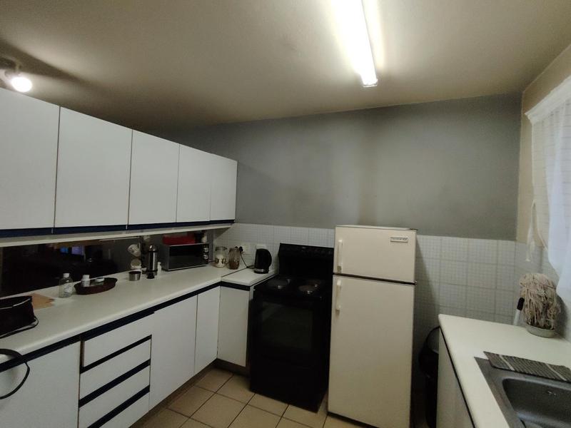 To Let 1 Bedroom Property for Rent in Zwartkop Ext 7 Gauteng