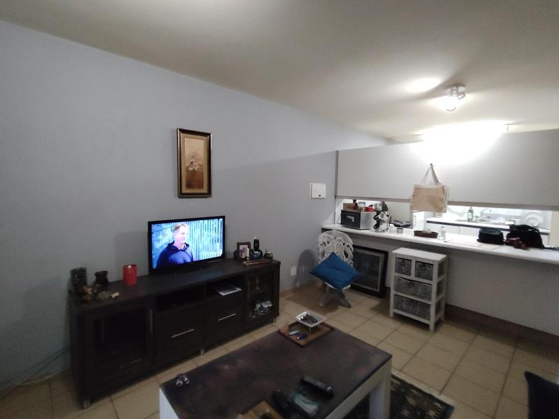 To Let 1 Bedroom Property for Rent in Zwartkop Ext 7 Gauteng