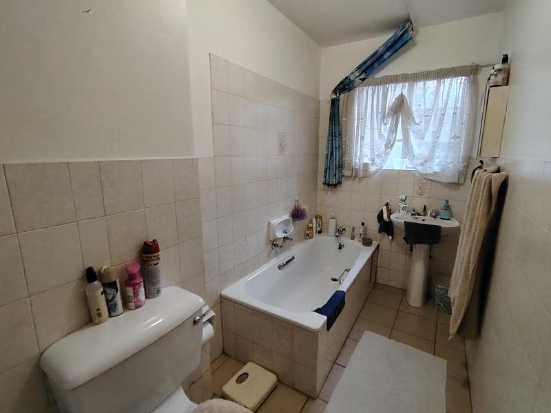 To Let 1 Bedroom Property for Rent in Zwartkop Ext 7 Gauteng