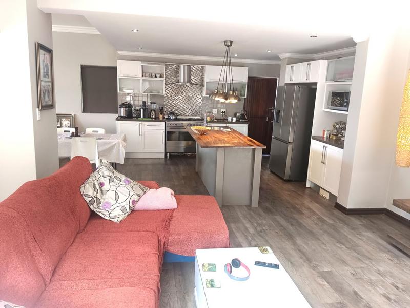 3 Bedroom Property for Sale in Midstream Hill Gauteng