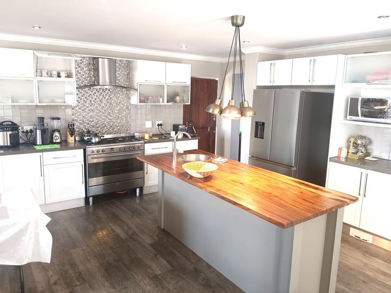 3 Bedroom Property for Sale in Midstream Hill Gauteng