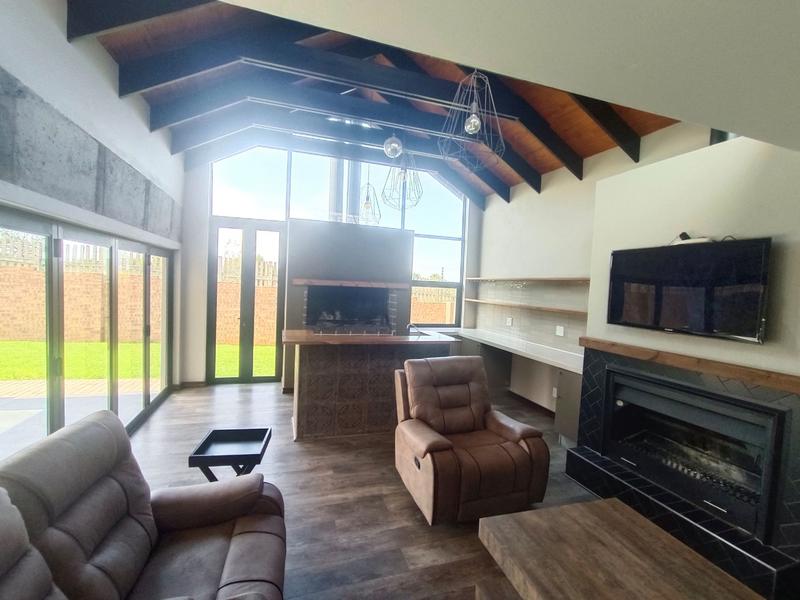 3 Bedroom Property for Sale in Midstream Hill Gauteng