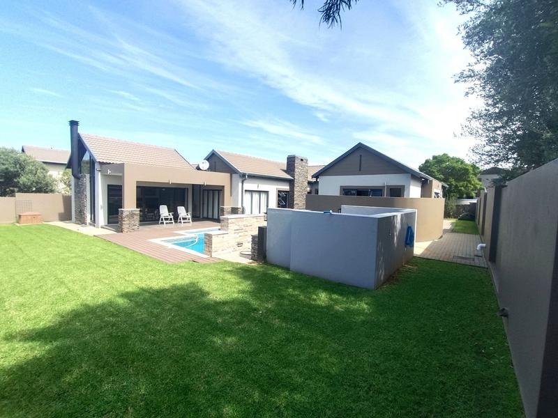3 Bedroom Property for Sale in Midstream Hill Gauteng
