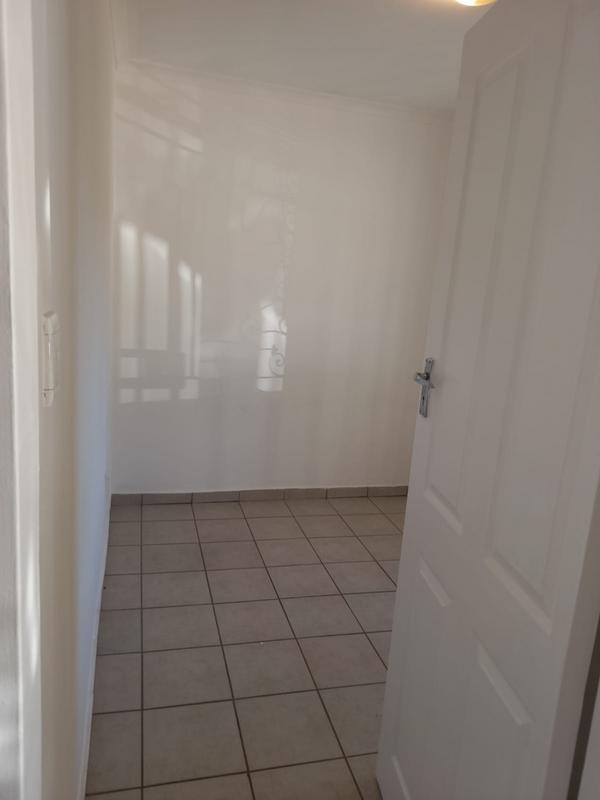 To Let 2 Bedroom Property for Rent in Risidale Gauteng