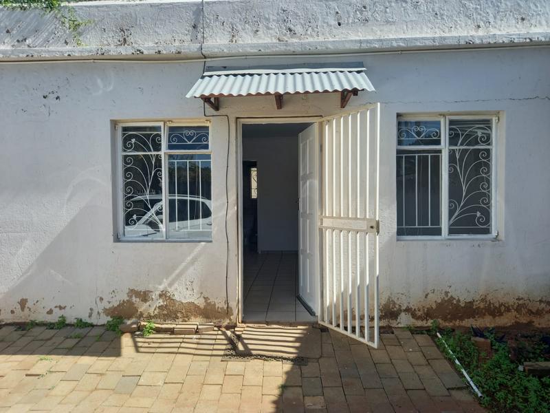 To Let 2 Bedroom Property for Rent in Risidale Gauteng