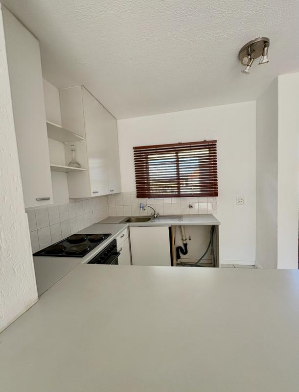 To Let 1 Bedroom Property for Rent in Glenhazel Gauteng