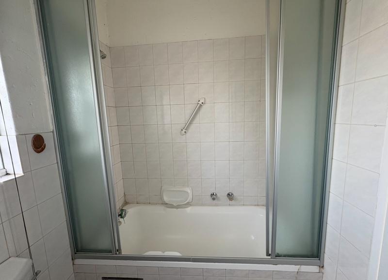To Let 1 Bedroom Property for Rent in Glenhazel Gauteng