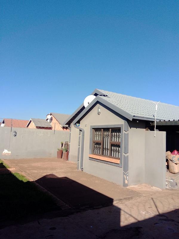 2 Bedroom Property for Sale in Villa Liza Gauteng