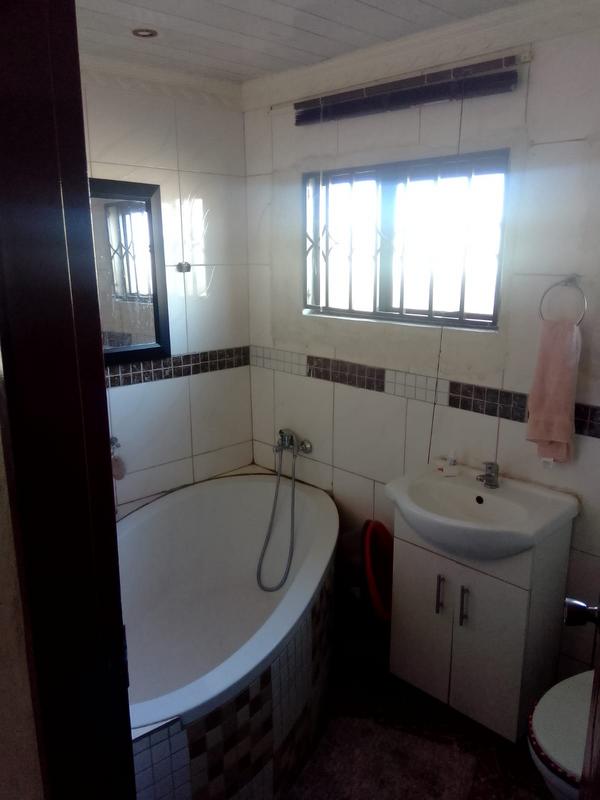 2 Bedroom Property for Sale in Villa Liza Gauteng