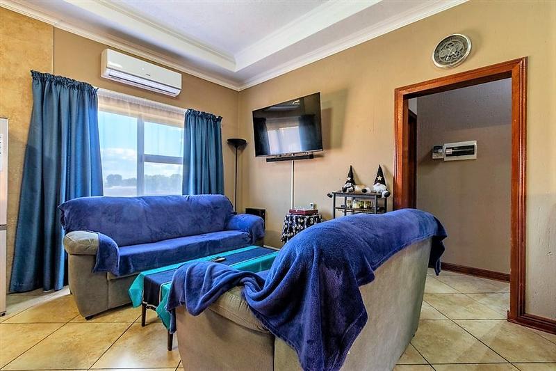 2 Bedroom Property for Sale in Ravenswood Gauteng