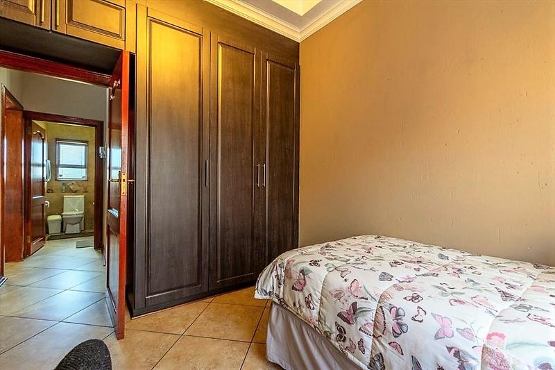 2 Bedroom Property for Sale in Ravenswood Gauteng