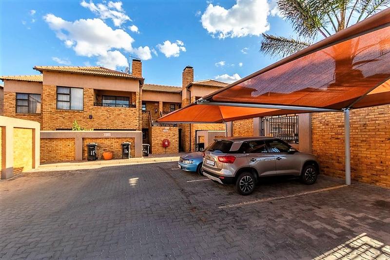 2 Bedroom Property for Sale in Ravenswood Gauteng