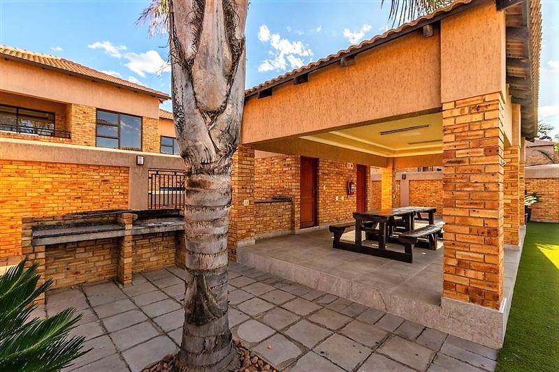2 Bedroom Property for Sale in Ravenswood Gauteng