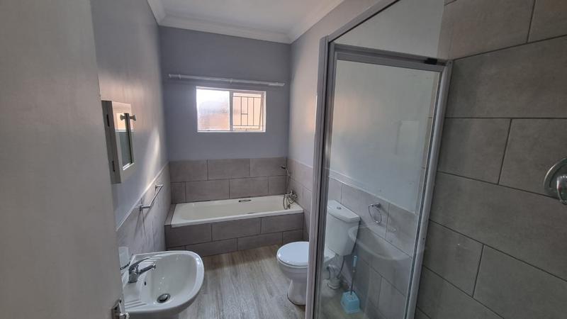 2 Bedroom Property for Sale in Selection Park Gauteng