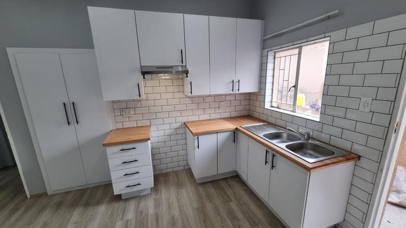 1 Bedroom Property for Sale in Selection Park Gauteng